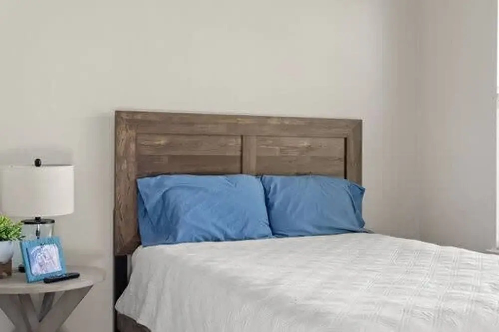 Trinity Groves Retreat Large Modern 5 BR Home