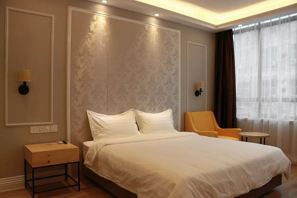 Solo Hotel Shuanglong Store