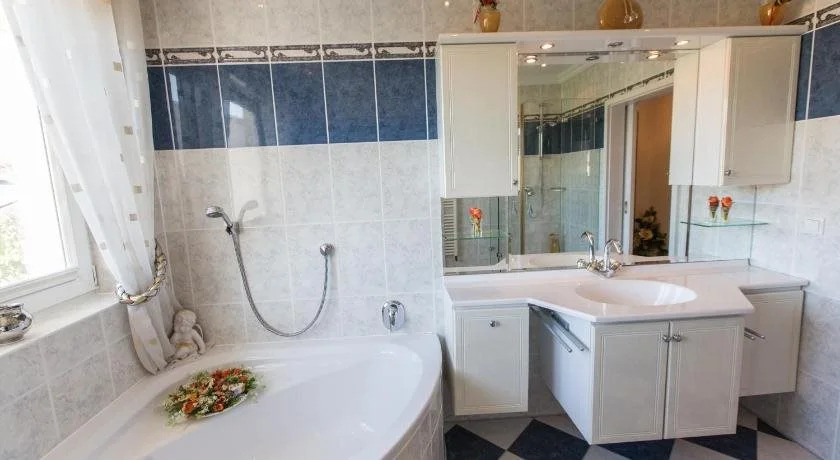 Apartmenthaus Sonnenblick in Binz - Parkplatz kostenlos