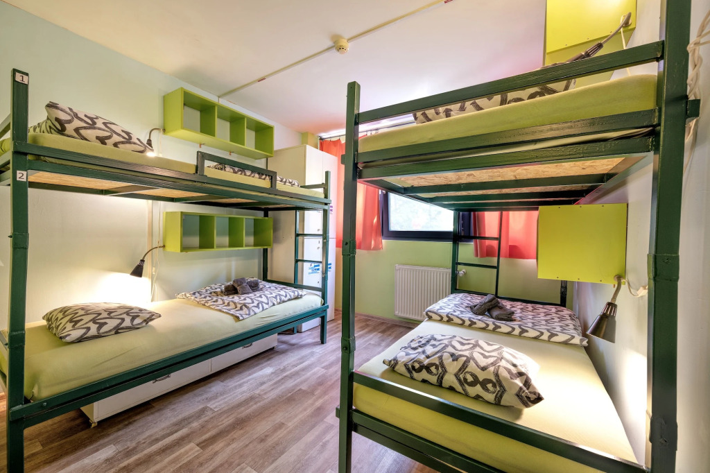 Bell Hostel and Guesthouse