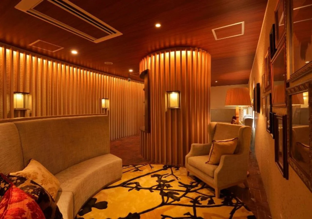 Hakone Lake Hotel