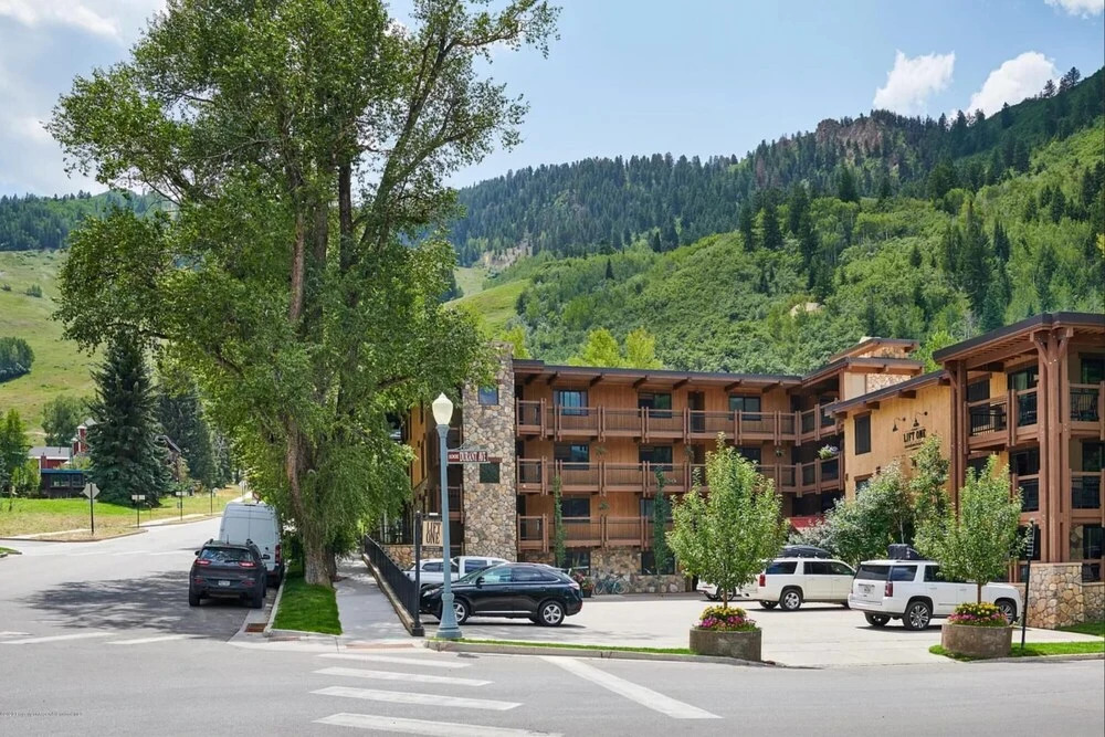 Updated 2BR in the Heart of Aspen