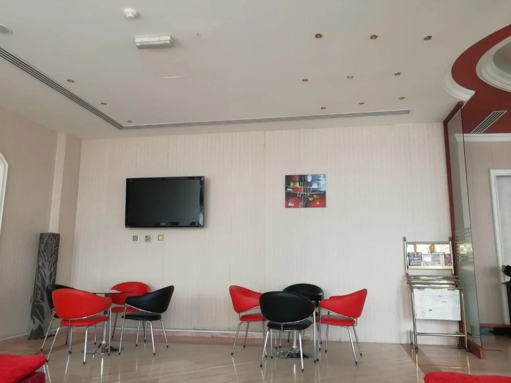 Dmas Hotel