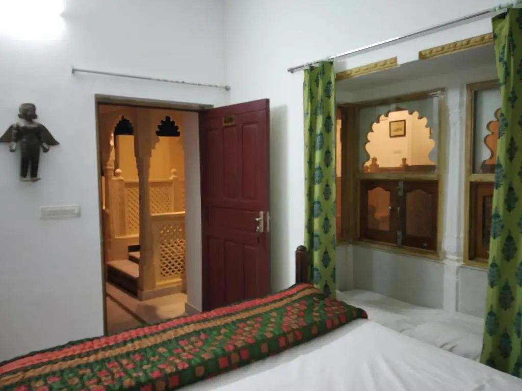 Hotel Mewari Villa PURE VEG