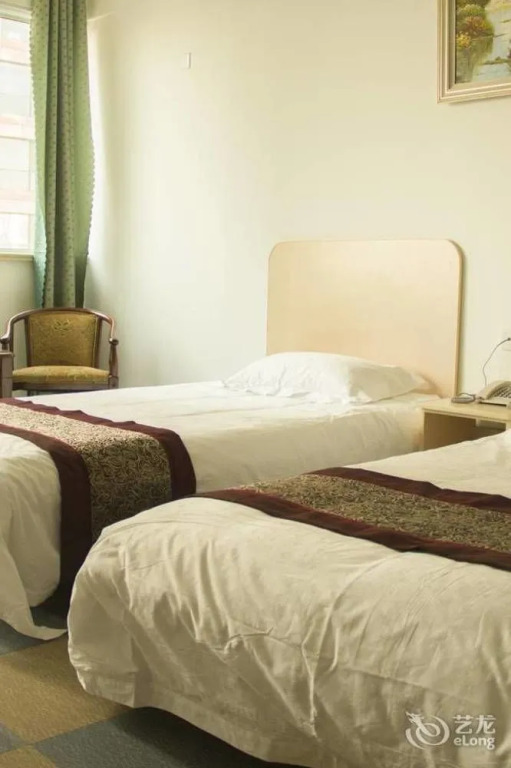 Lanting Business Hotel(青岛兰亭商务宾馆)