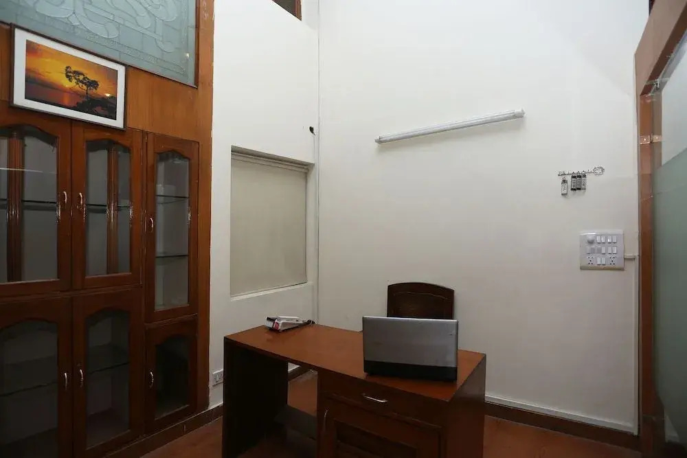 OYO 33359 Corporate Villa