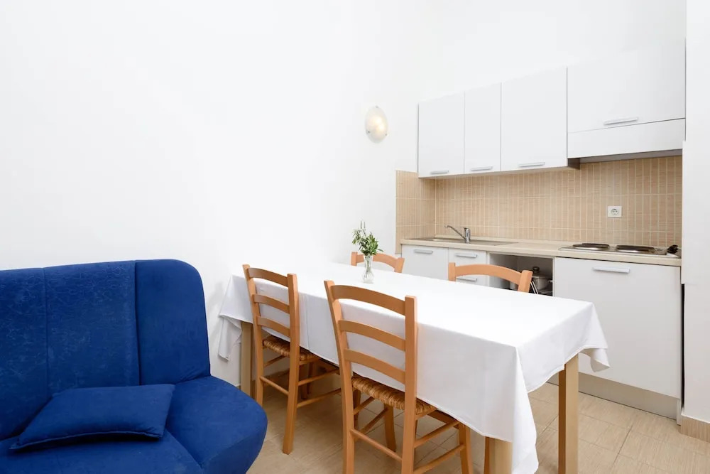 Apartments Medena budget