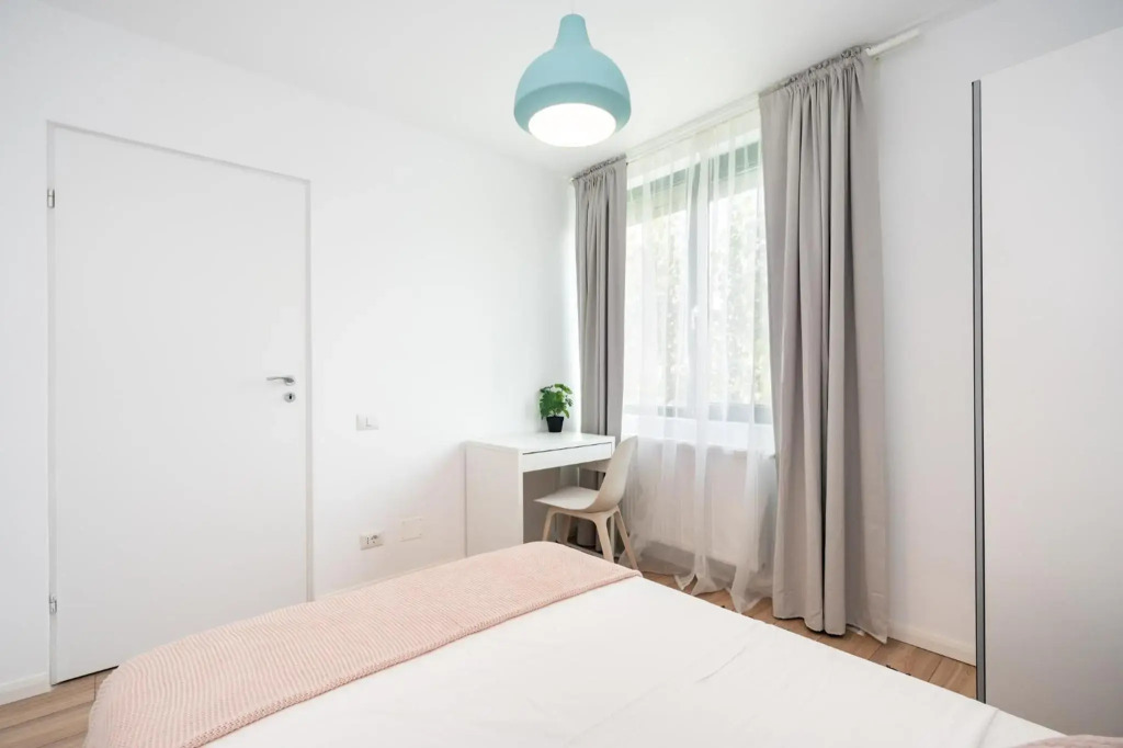 Spacious 2 Bdr Flat in the Old Town