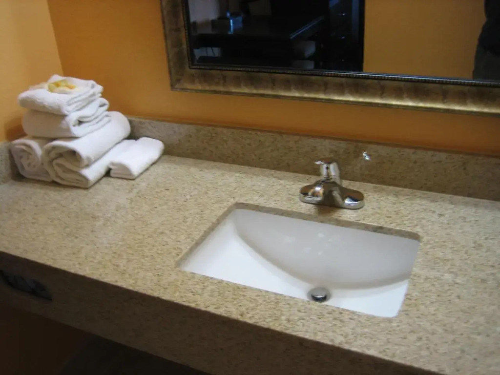 Americans Best Inns Glen Falls
