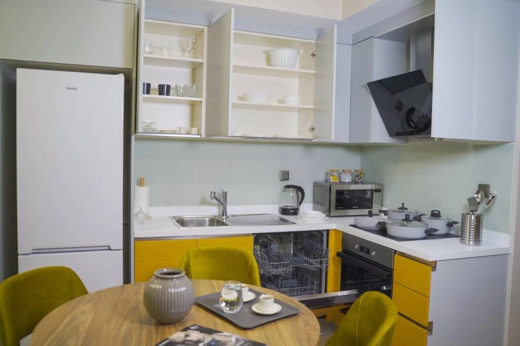 Elegant1 1apartment With Terrace - Core Living
