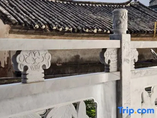 Zhaolai Xishe (Weishan Ancient City Xinggong Tower)