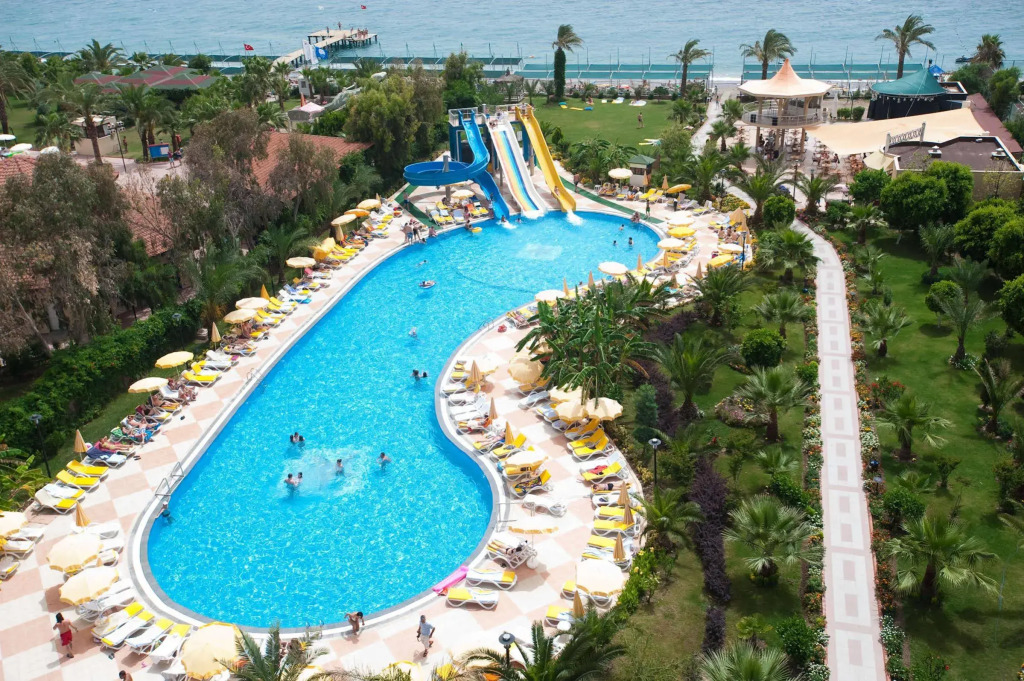 Calido Sol Hotel