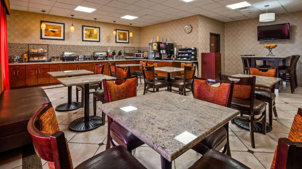 Best Western PLUS Memorial Inn
