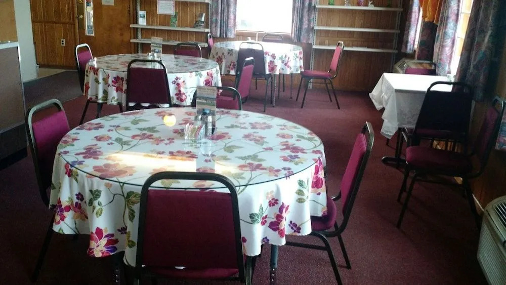 Marlinton Motor Inn