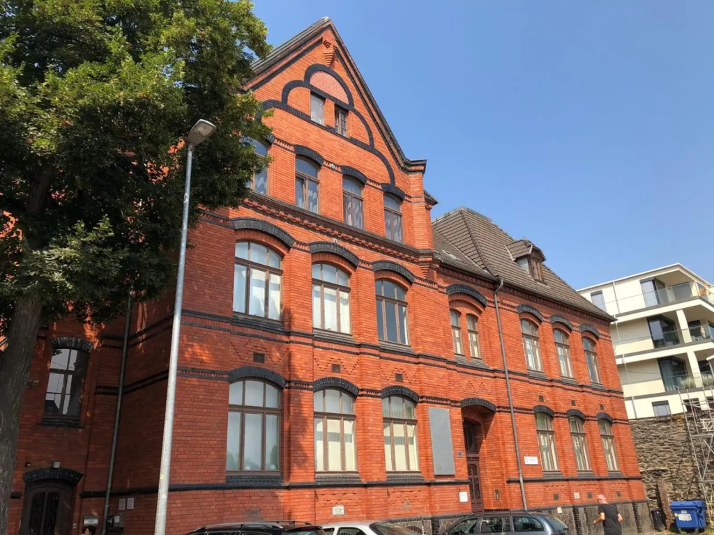 back to school (rote Schule)