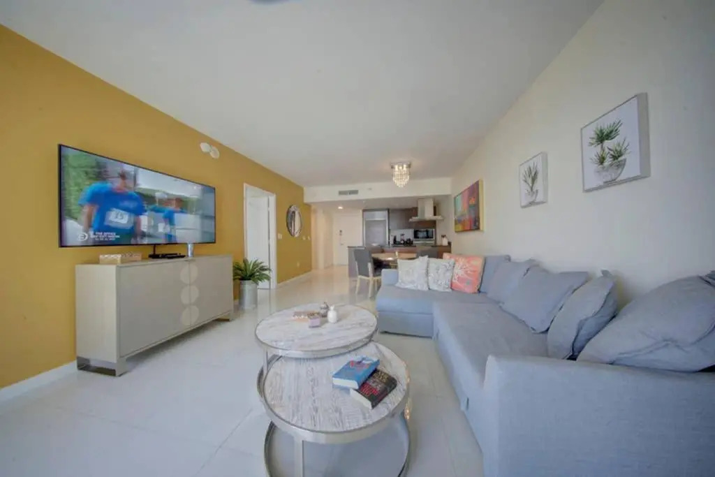 LUXURY 5 Stars ICON-BRICKELL CONDO, SPA ,GYM & POOL @27th