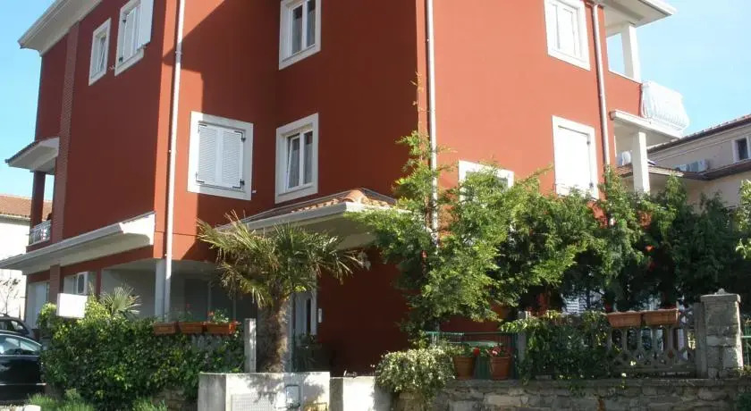 Family Apartments Suzi