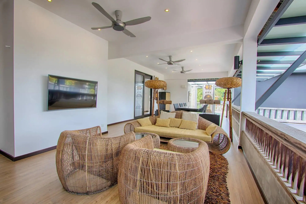Lot 33 Boutique Hotel
