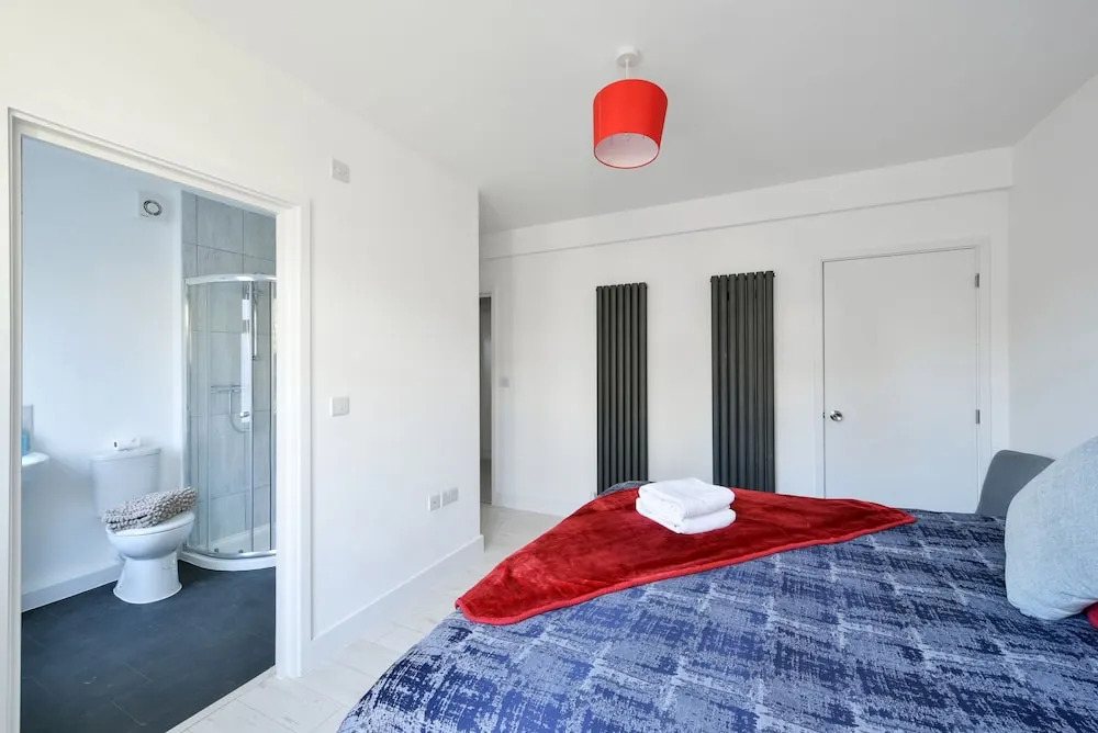 Bohr Lodge 1&2-bedroom flats