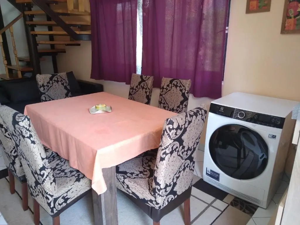 Kiss Apartman