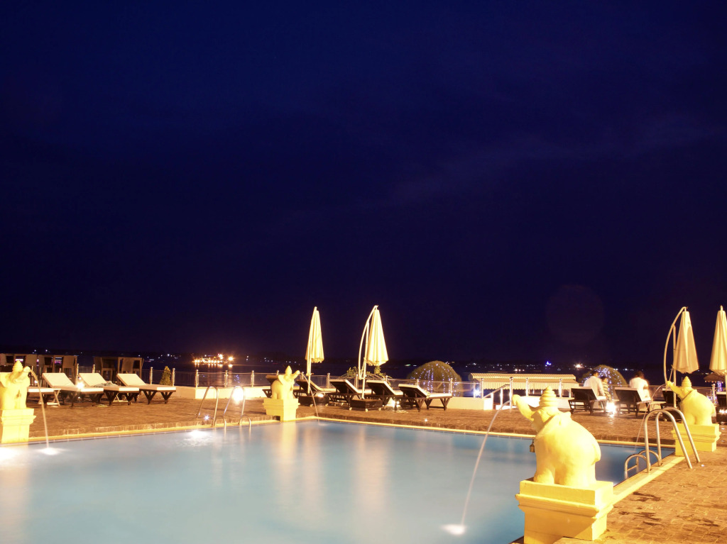 Hotel Cambodiana