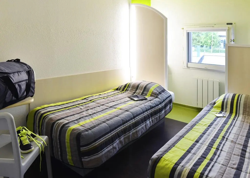 hotelF1 Aulnay le Blanc Mesnil Garonor A3