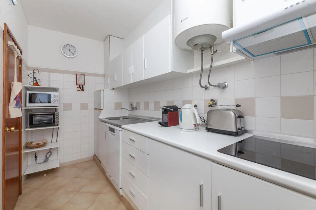 A08 - Magnolia Sea View Apartment