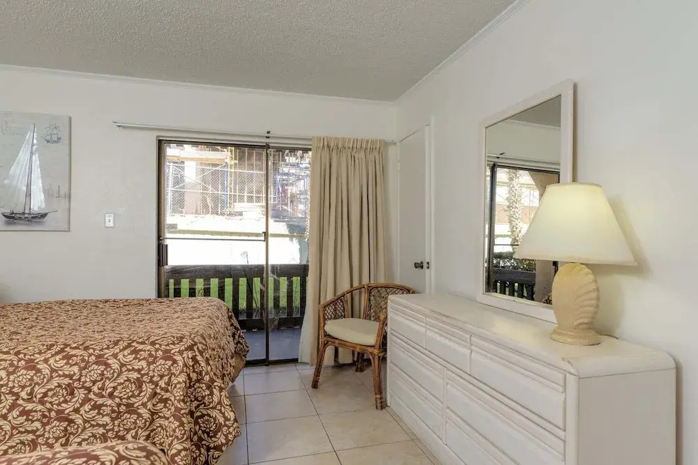 Tiki 120 - Close To The Beach 1br Condo W/ Balcony 1 Bedroom Condo