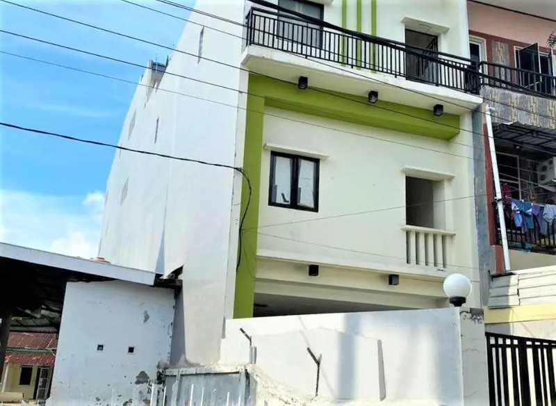 OYO 91182 Kos'ta Homestay Makassar