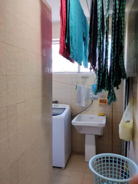 Apartamento amplo a 700 metros da praia