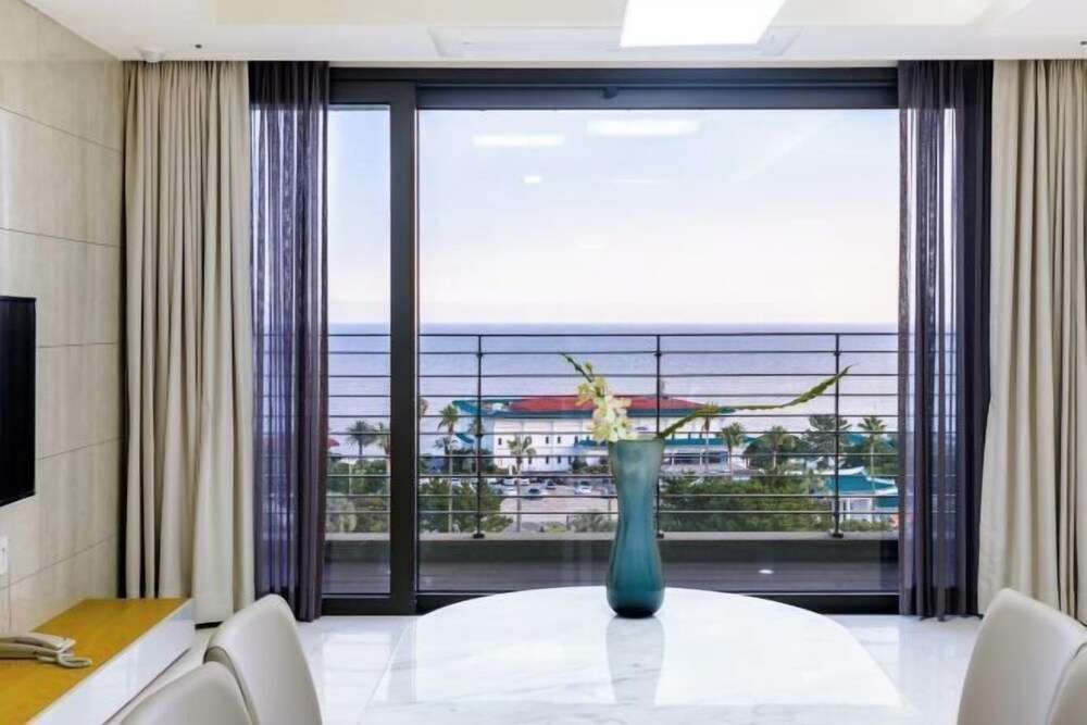 Seaside Arden