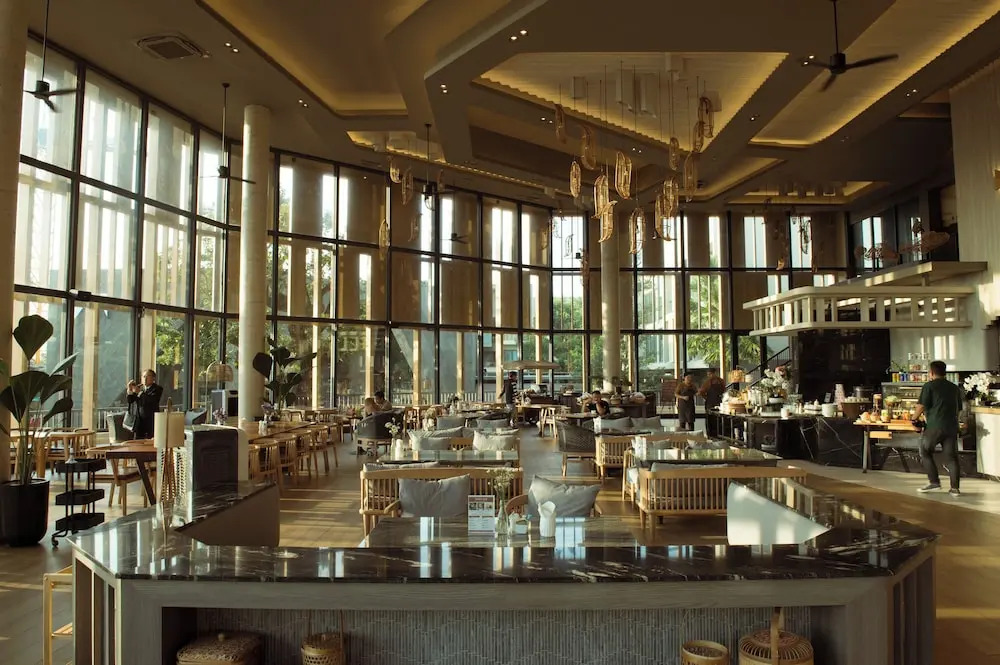 The Signature Hotel Airport