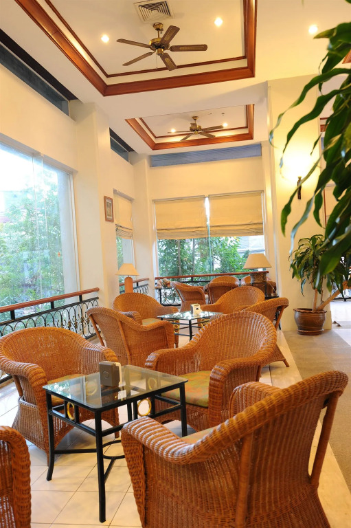 K Park Grand Hotel