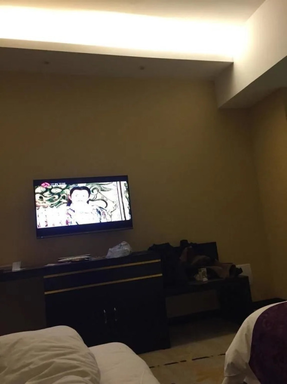 YJ Intl. Hotel