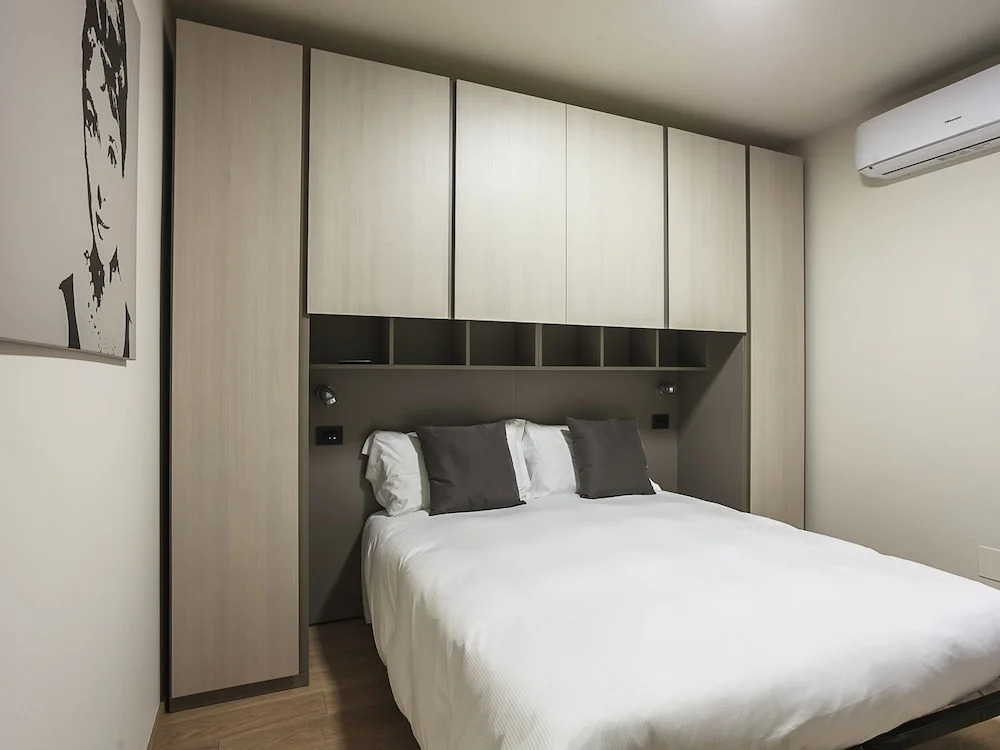 Residence Rizzoli-Suites Apartments