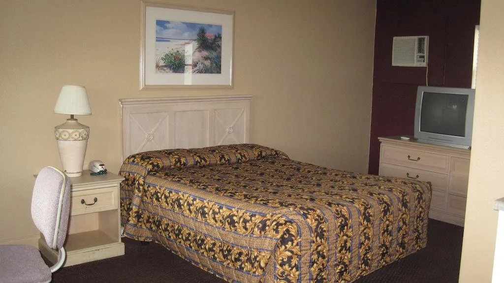 Dunedin Cove Motel