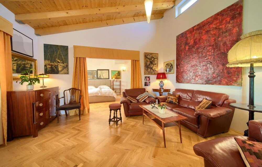 Amazing Home in Vrh With 1 Bedrooms, Wifi and Outdoor Swimming Pool