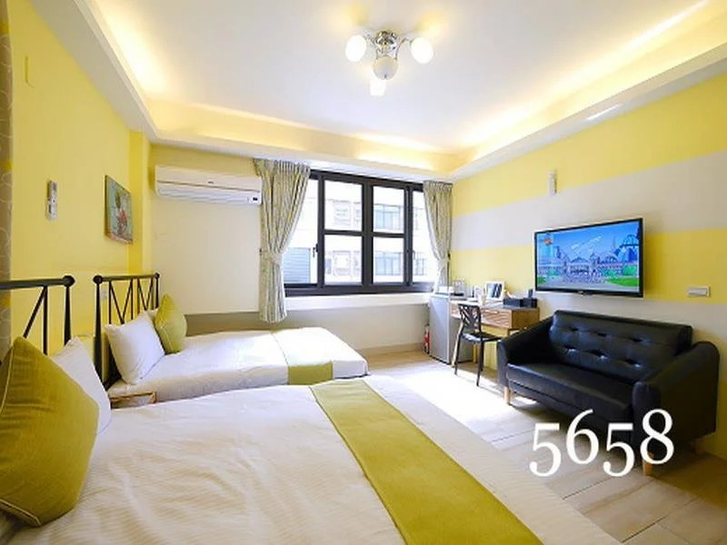 Happyday Guesthouse