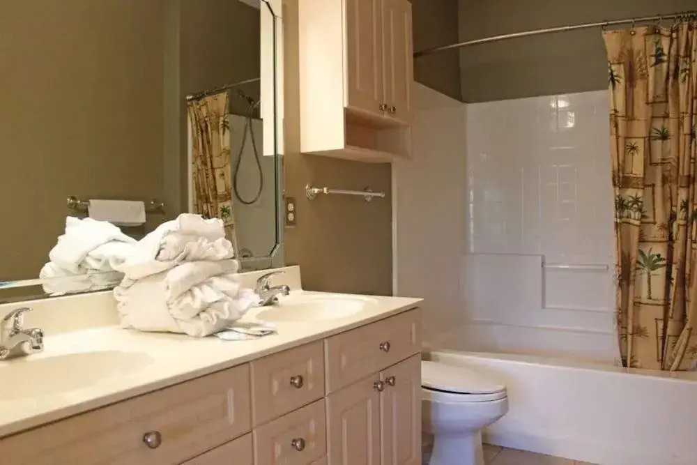 Magnolia Pointe Three-bedroom Apartment 301-4882
