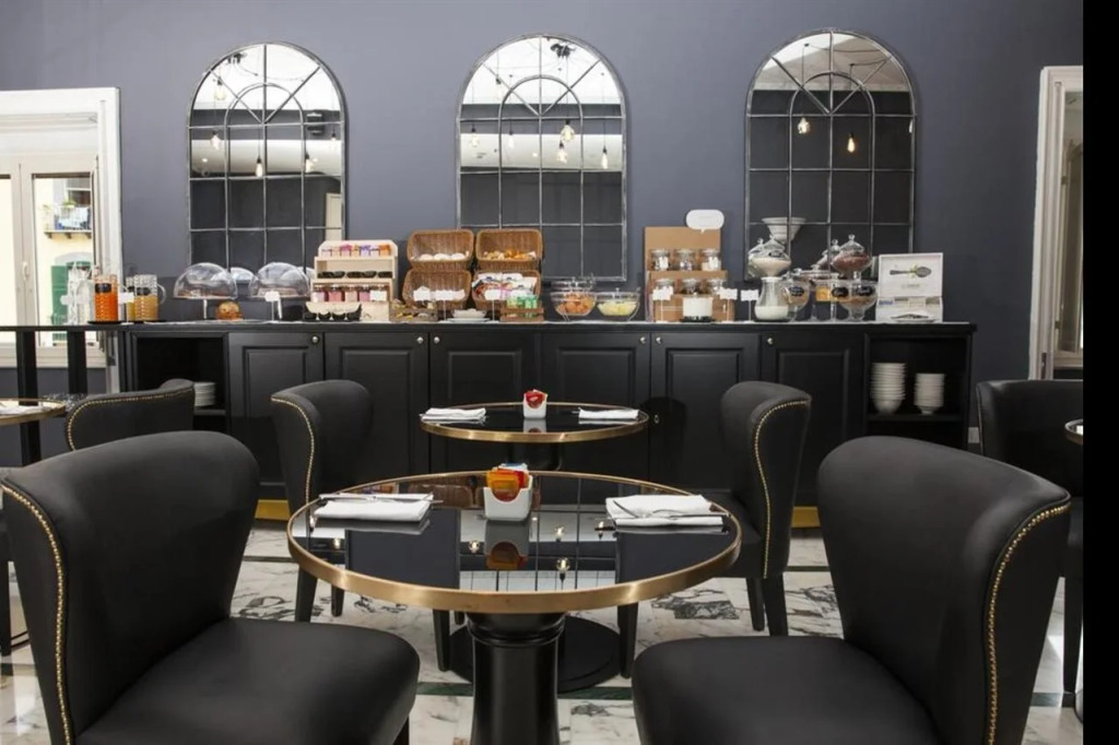 Boutique Hotel Metro 900