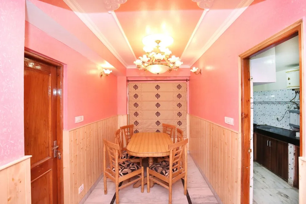 OYO 10410 Home Mountain View Panthaghati