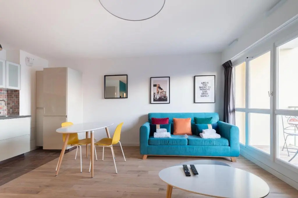 Paris - Porte d'Ivry - Modern and Cosy 2 bedroom apartment