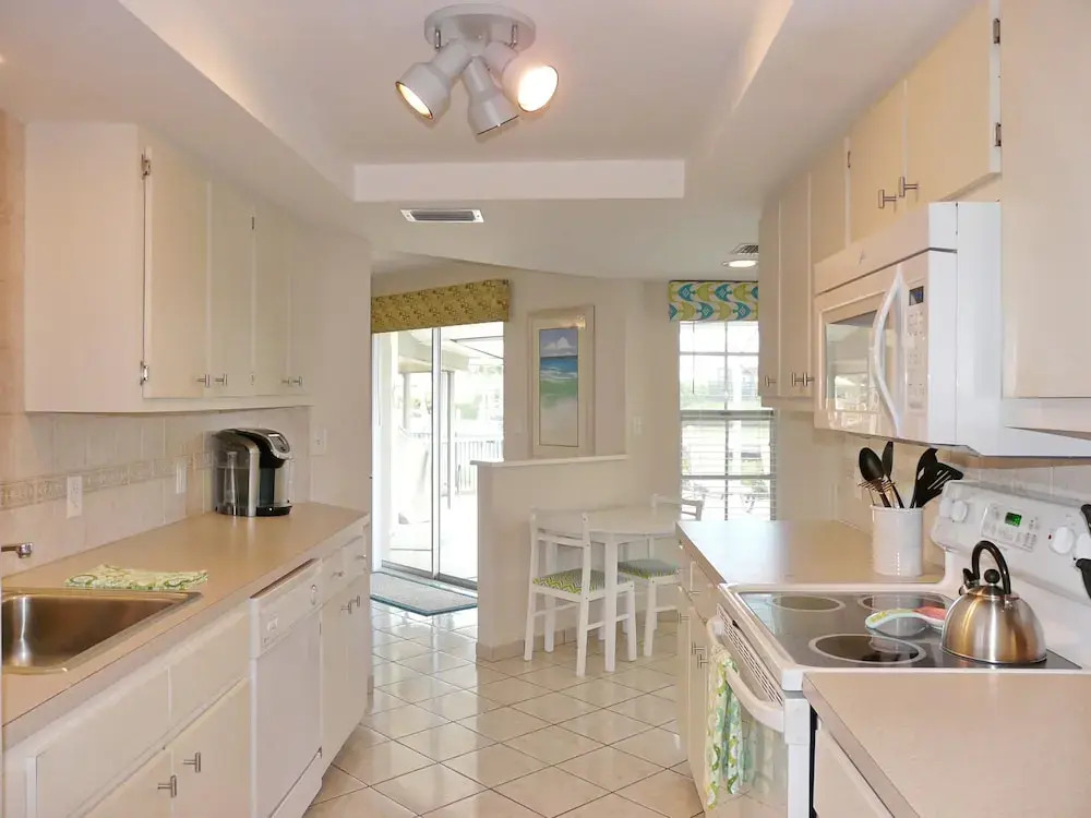 1268 Balboa Court
