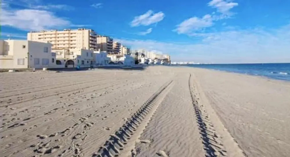 House With 4 Bedrooms in La Manga del Mar Menor, With Wonderful sea View, Shared Pool and Terrace Near the Beach