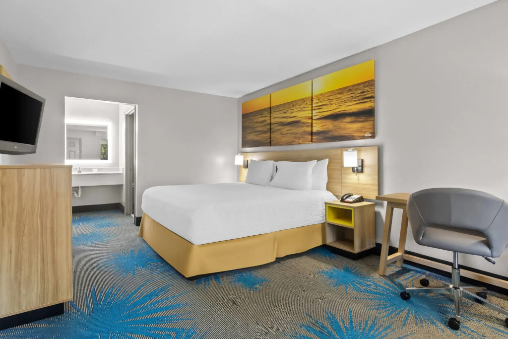 Days Inn by Wyndham Ocean Springs