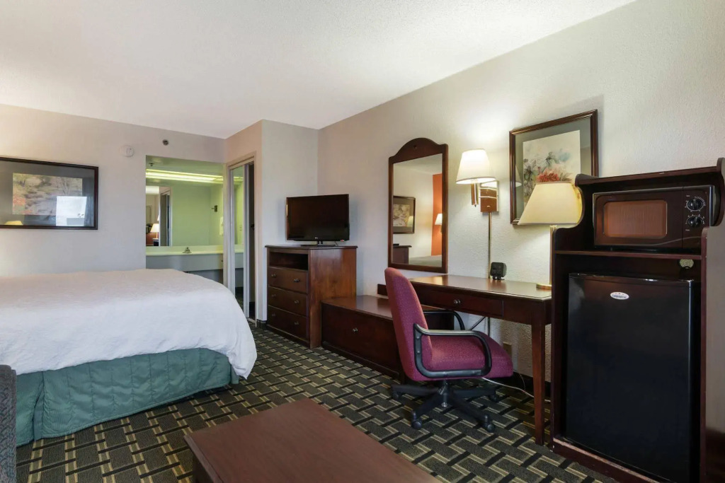 Clarion Pointe