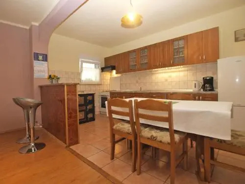 Apartment Josip 1649