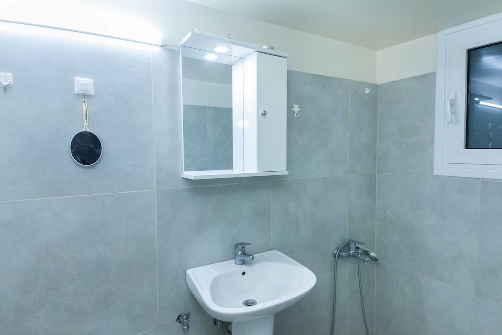 City Center Simple Apartment Stay