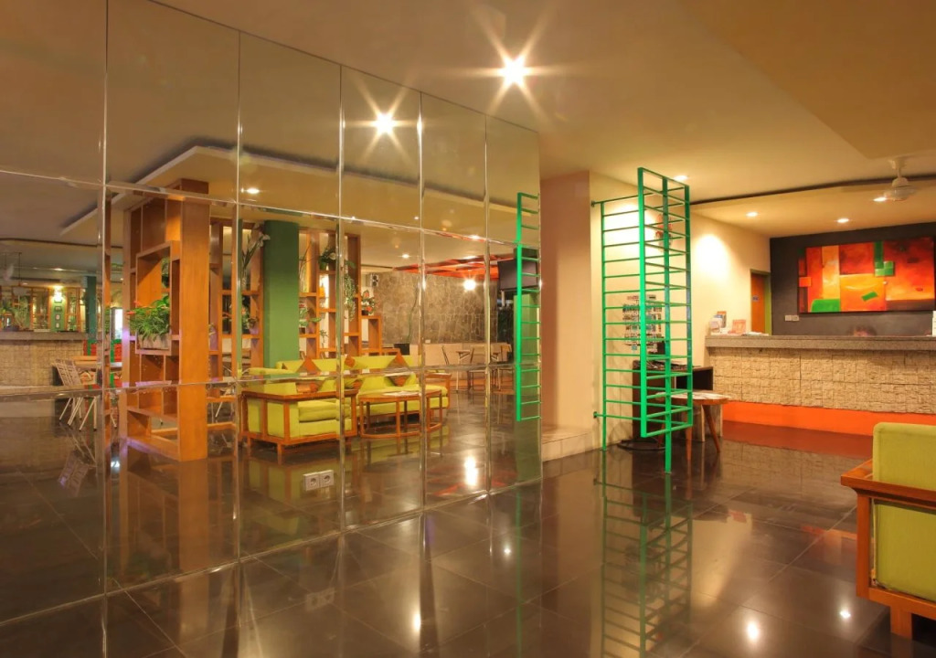 Spazzio Bali Hotel