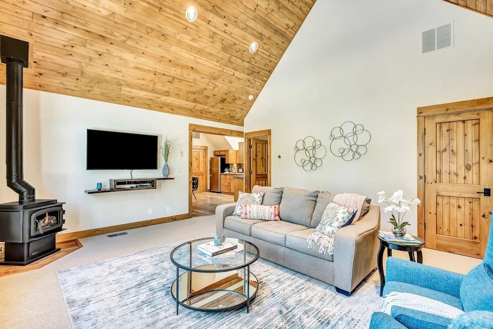 New Listing! Riverfront W/ Dock & Foosball 2 Bedroom Duplex